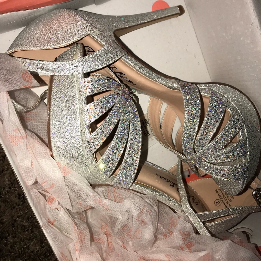 Beautiful sparking high heels!